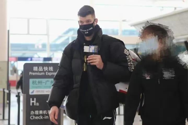 cba浙江稠州金租队还能有机会赢吗,cba浙江稠州金租队阵容