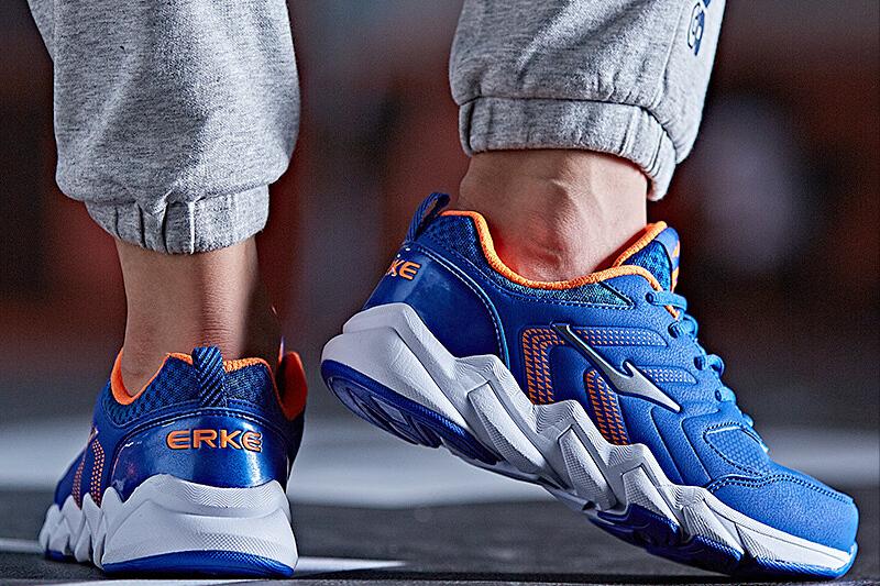 低足弓适合穿什么功能的跑鞋,足弓正常有没有必要穿支撑类跑鞋