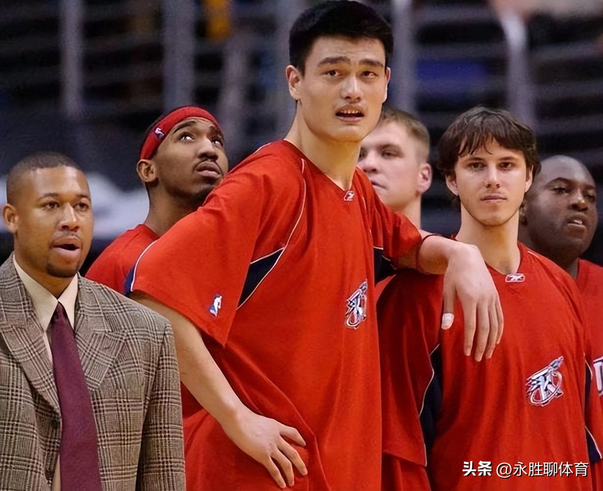 媒体姚明12岁女儿身高近1米9,姚明11岁女儿身高真的有一米七吗