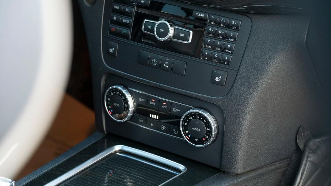 高尔夫大众汽车多少钱一台,奔驰gle300新款二手车价格多少钱