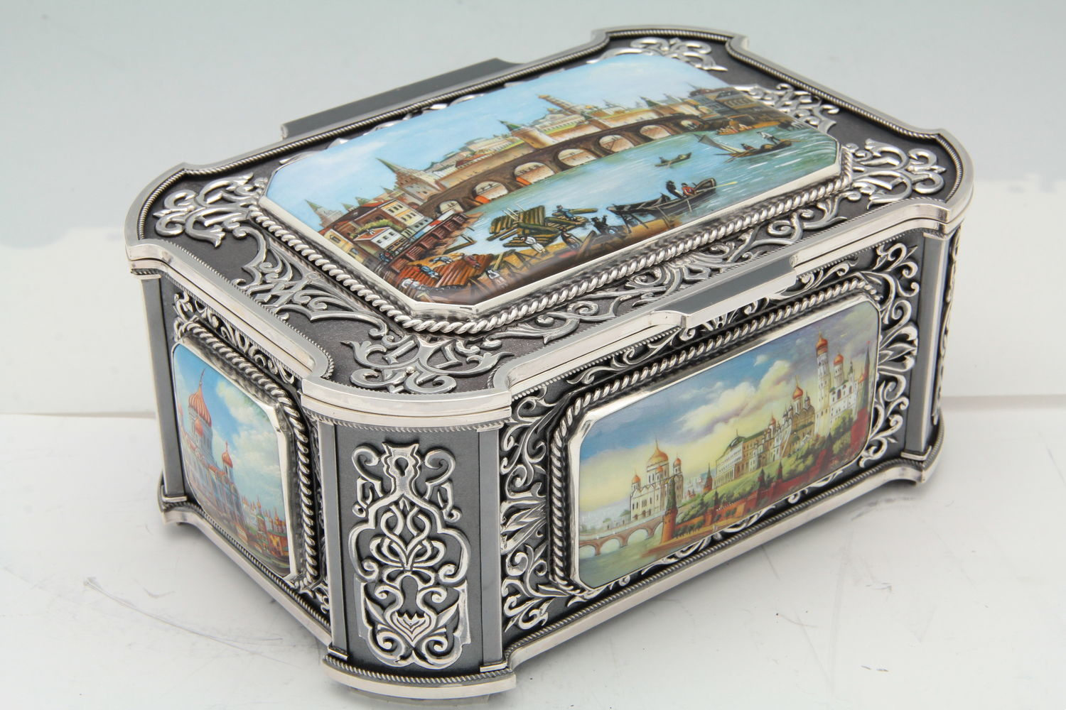 去俄罗斯哪里消费低,去俄罗斯吃喝玩乐