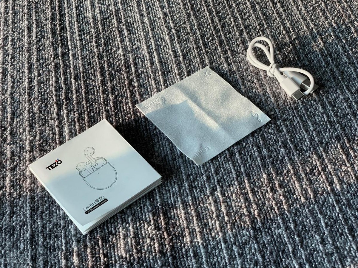 高端入耳tws耳机横评,音质超好头戴式耳机平价