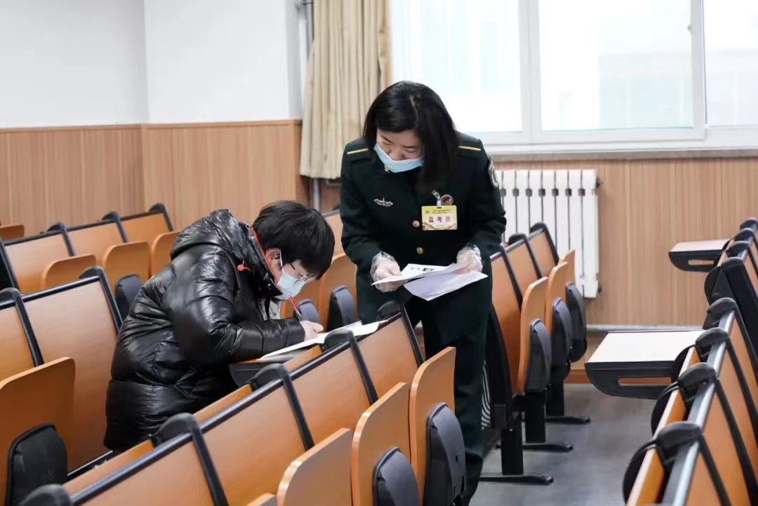 军队文职人员专业技术岗有前途吗,军队文职与事业编哪个更有前途