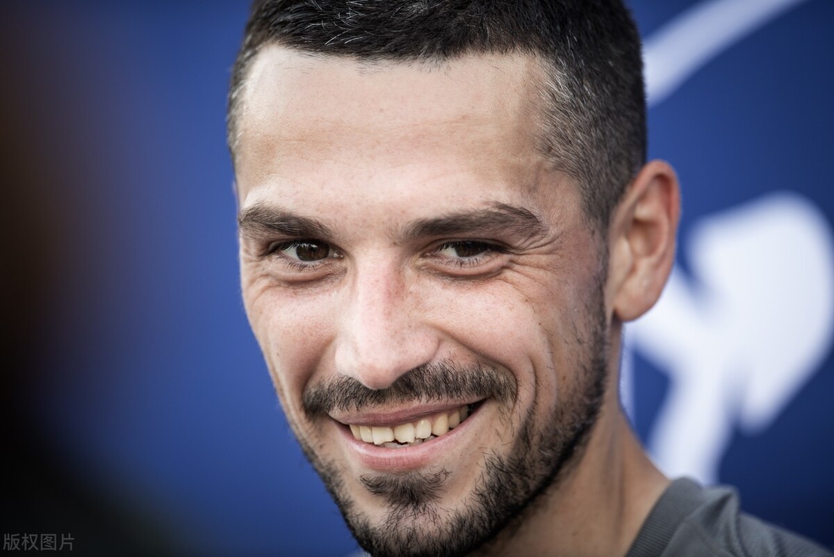 中超争冠与保级组形势初现端倪,中超首轮黑马比赛