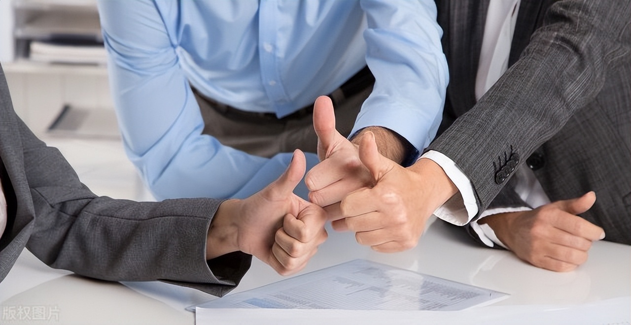 想赚大钱千万别做实体生意，而是要开皮包公司，学会空手套白狼！