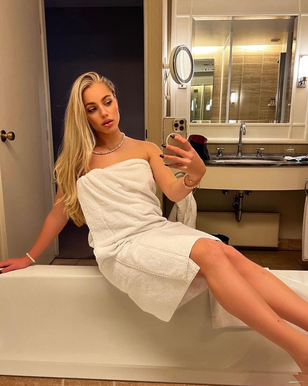 “最性感足球运动员”克罗地亚女足球员安娜-玛利亚-马尔科维奇