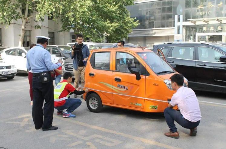 续航长的电动三轮篷车,哪种电动篷车续航远