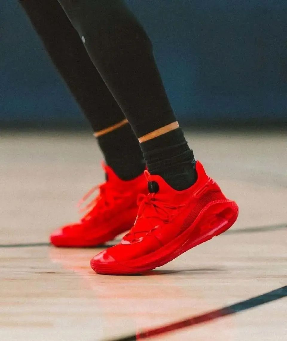 库里系列带flow最耐磨的球鞋,盘点库里各代篮球鞋