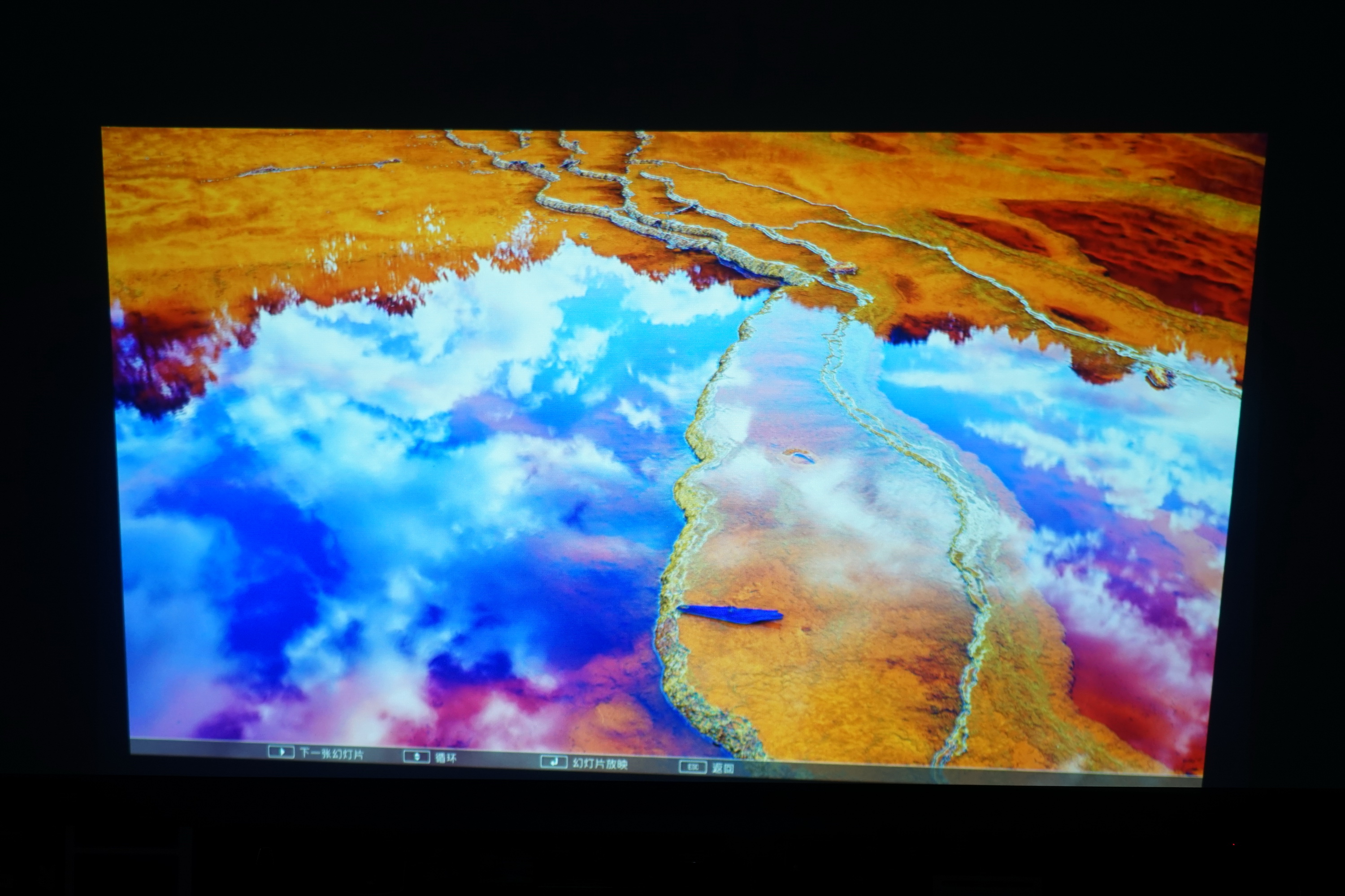 激光投影和nec投影仪哪款最好,necrgb激光投影机