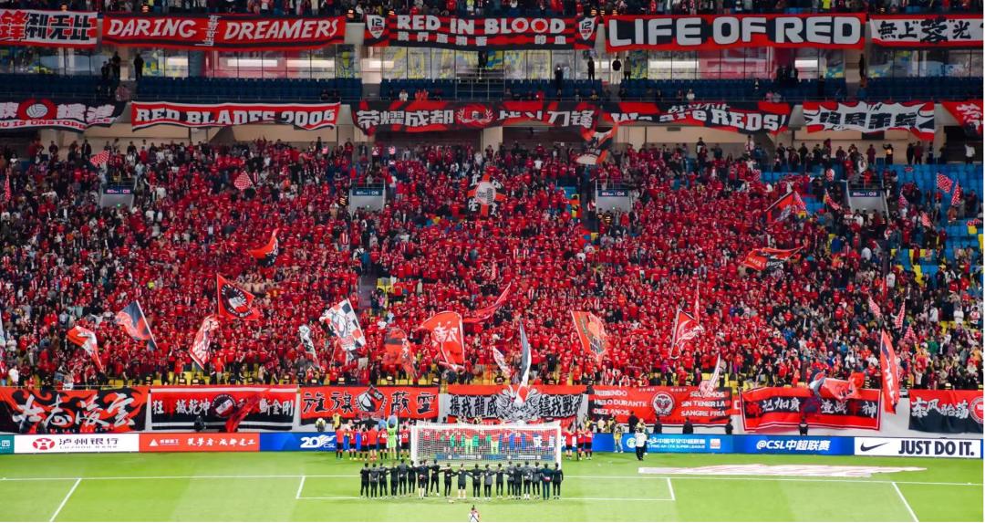 回来的山呼海啸，消失的胸前广告