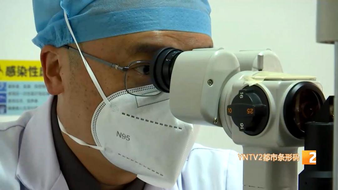 感染新冠后眼睛肿用什么药,感染新冠后眼睛充血怎么办