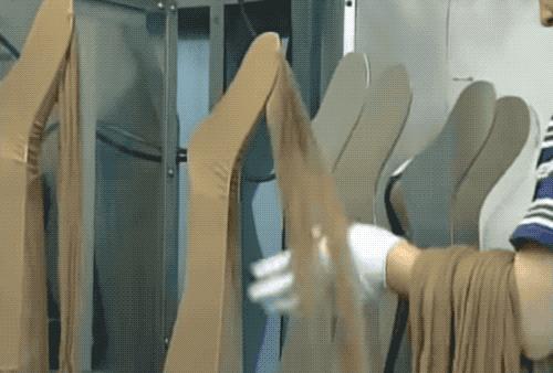 *袜丝**为什么没有缝?连裤*袜丝**又是怎么把两只*袜丝**拼接到一起的?