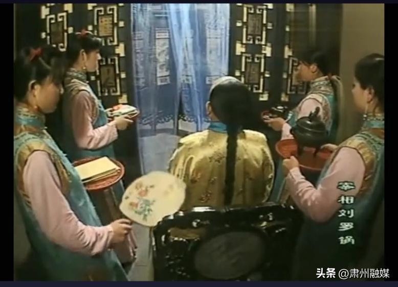 马桶和蹲便器哪个更脏,公共厕所马桶到底有多脏