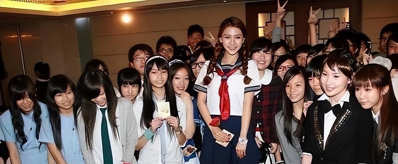 黄晓明杨颖搞笑名场面,杨颖早期视频被扒出