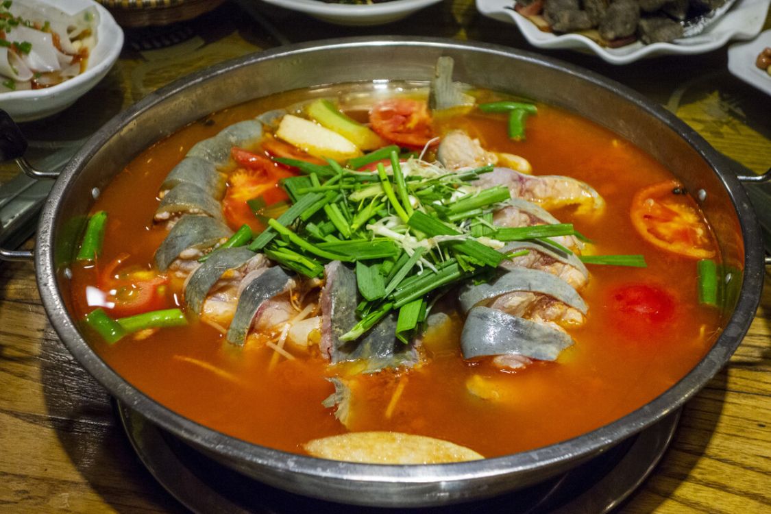 贵州哪里吃到正宗的云南菜,贵州年夜饭15道硬菜