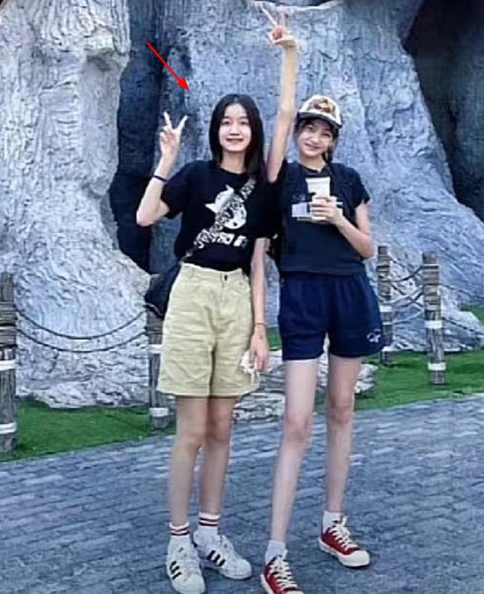 盘点10位童星今昔对比,10位长残的童星今昔对比合集