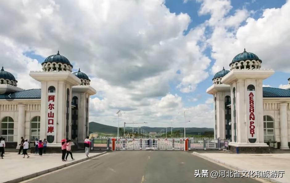 中国夏季避暑胜地排名前十,中国十大避暑胜地第一名你想不到