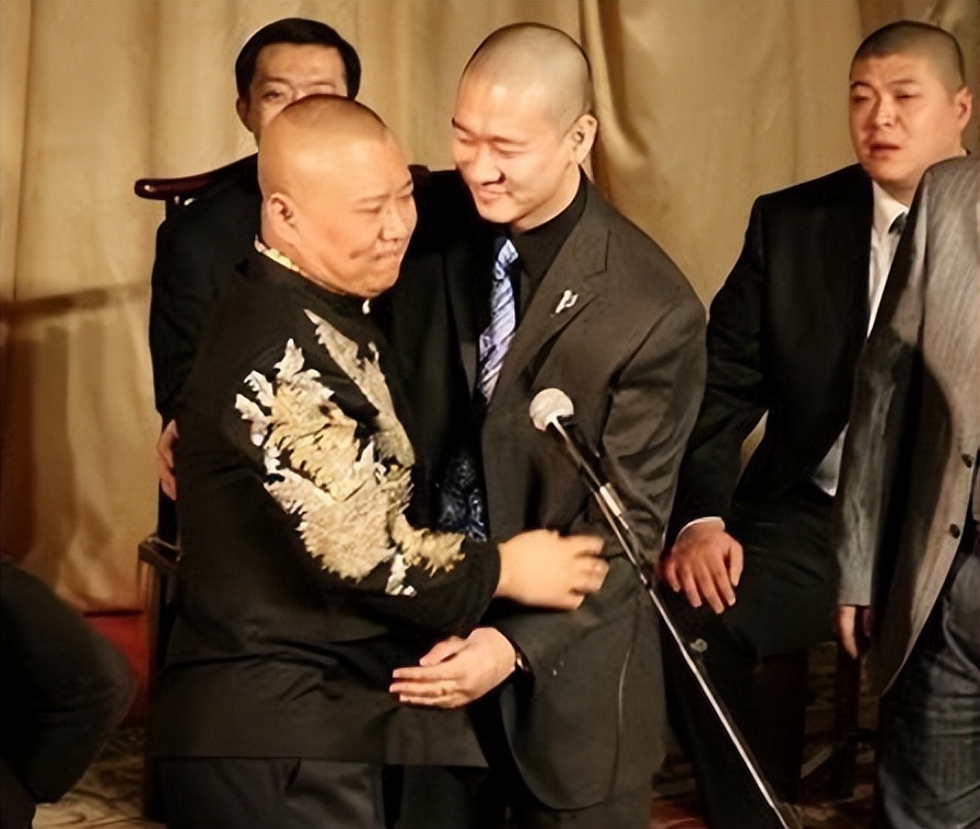 曹云金吐槽郭德纲使得观众反感,曹云金三问郭德纲