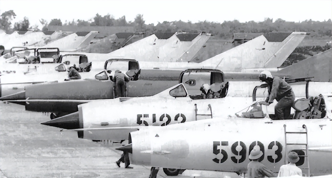 中越战争期间越南几千架战机,中越战争越南使用飞机吗