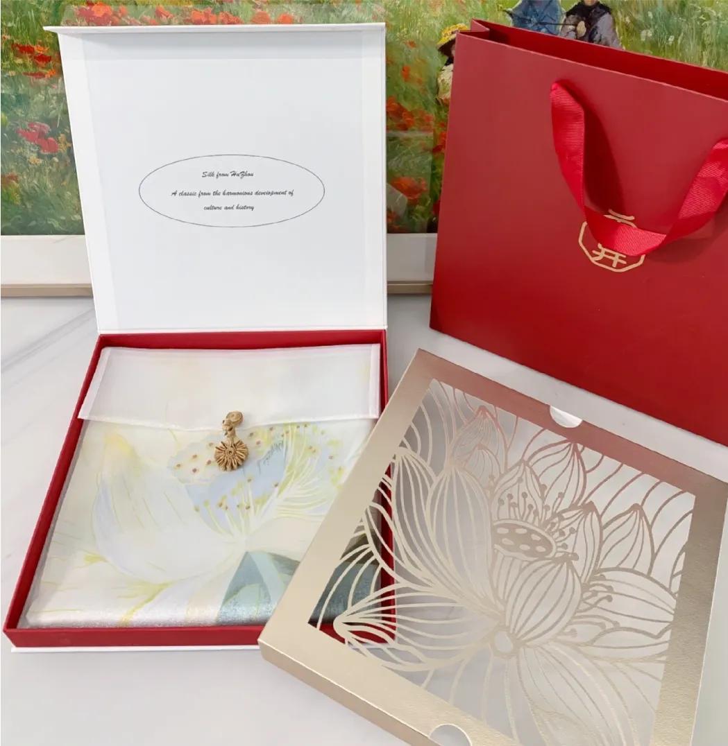 母亲节给妈妈送什么礼物的文案,女儿母亲节给妈妈买礼物文案