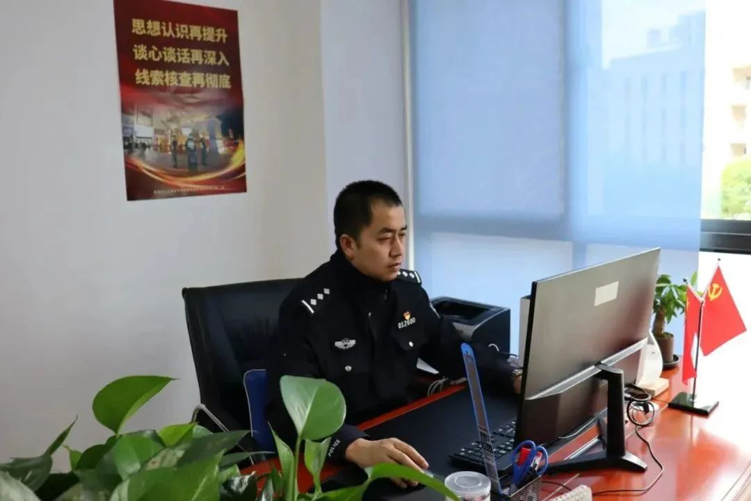 这位警察来告诉你,如何成为沙河“尖刀兵”