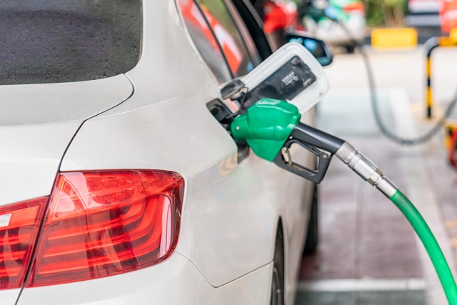 洛克菲勒的石油帝国完整版,洛克菲勒发家史完整视频