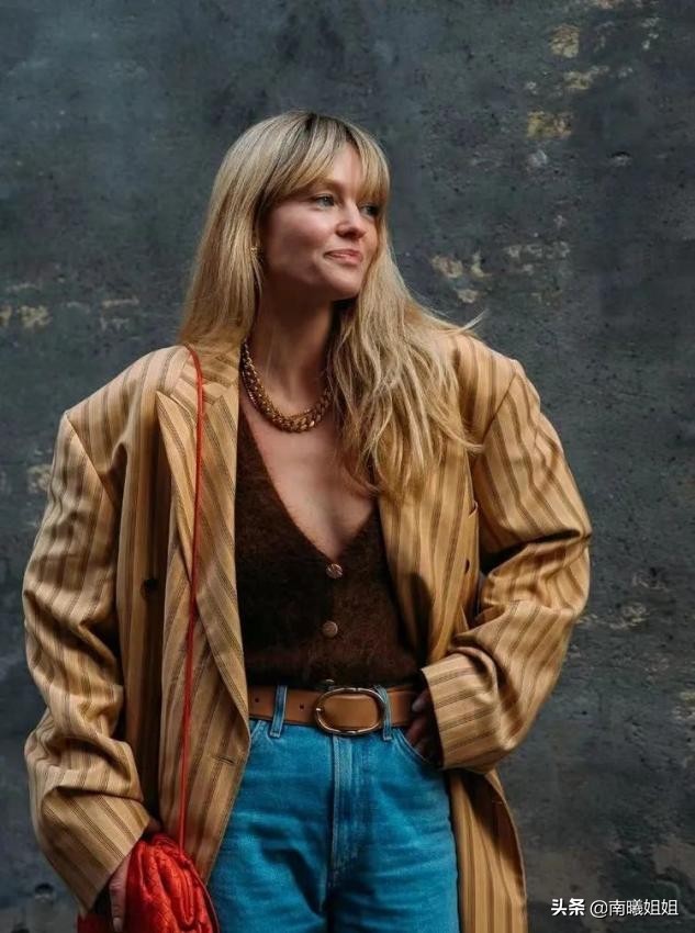 脸小中分适合什么发型,宽脸女生适合中分的发型