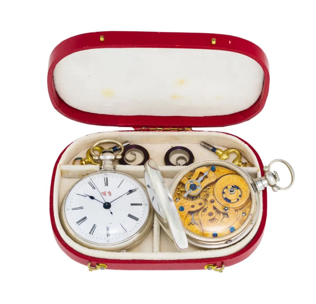 百达翡丽稀有款,百达翡丽镂空陀飞轮全球限量手表