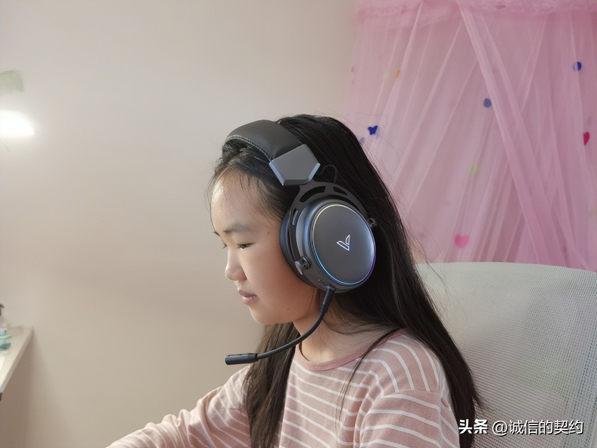 雷柏vh800游戏耳机质量怎么样,雷柏vh800对比金士顿阿尔法