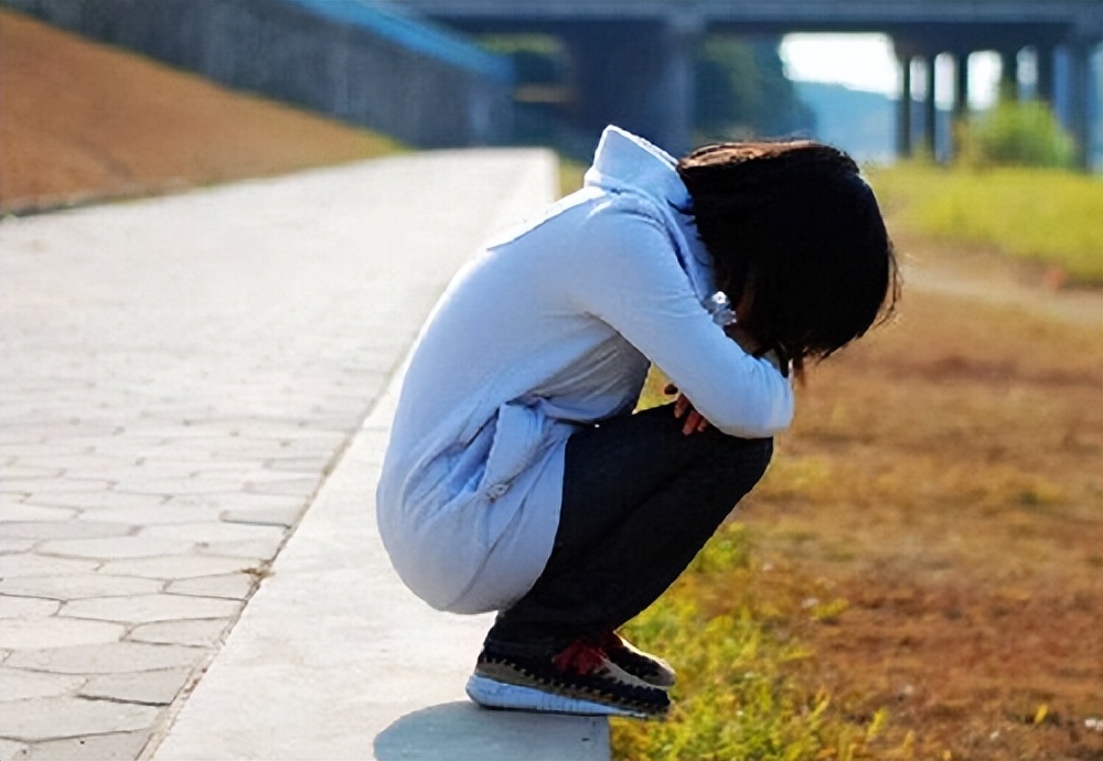 和妻子分居强奸怎么认定,丈夫犯强奸罪妻子可以离婚吗