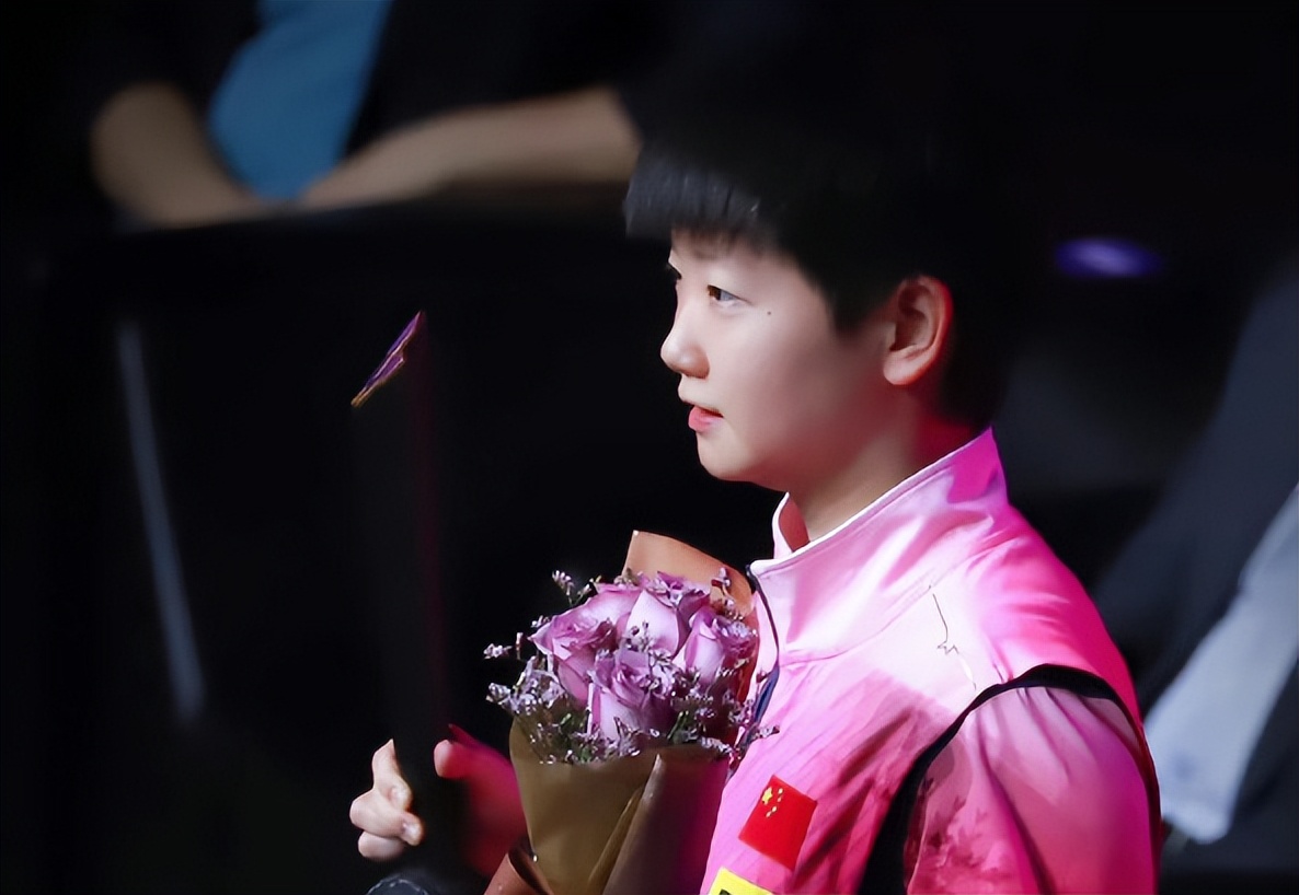 孙颖莎对徐孝元世乒赛打脸解说,孙颖莎庆祝王楚钦夺冠