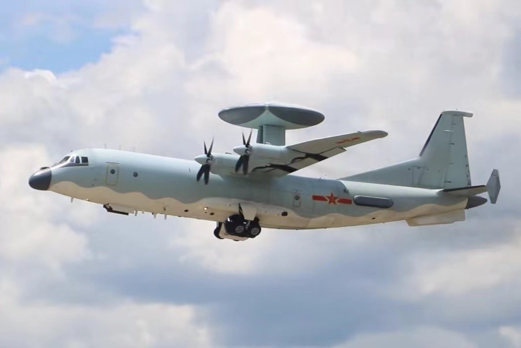 美国最新一代战机f47,美国下一代攻击机a-14