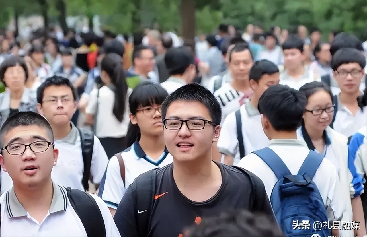 高三毕业了选理科好还是文科好,文科生和理科生毕业以后的差别