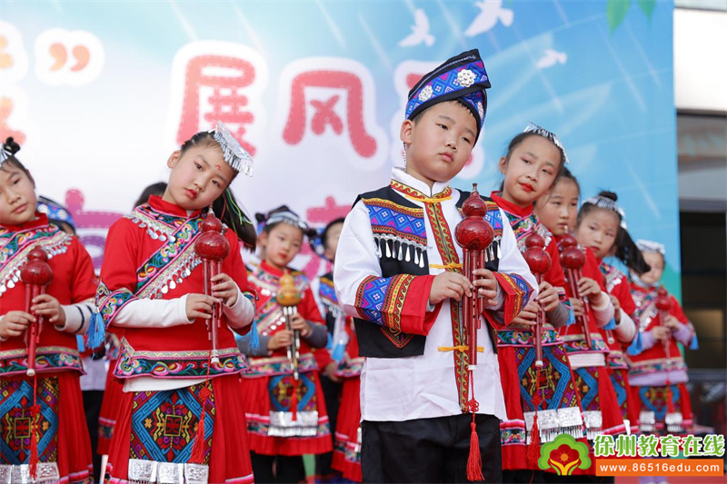 乐享“双减”展风采童心飞扬向未来|新教育学校举办社团展示活动