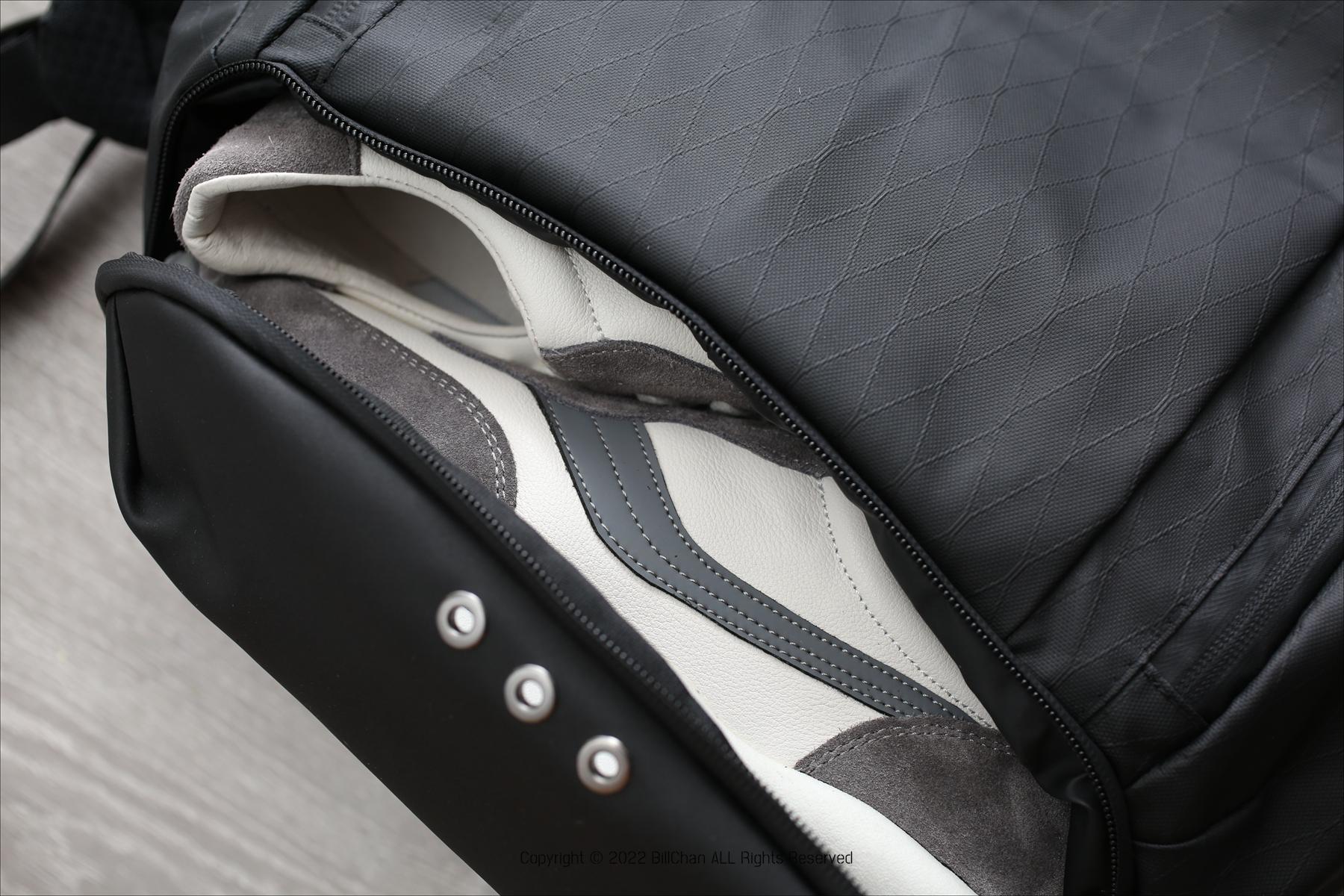 把行李箱背在身上,20寸行李箱8号地平线