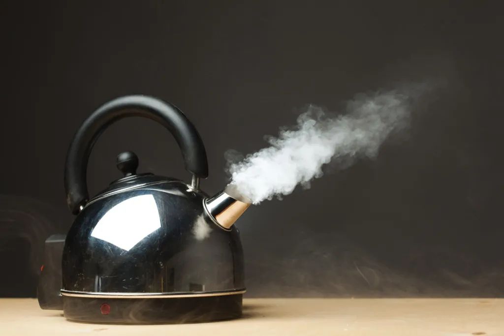 防血栓1天喝多少水,预防血栓应该喝点什么茶