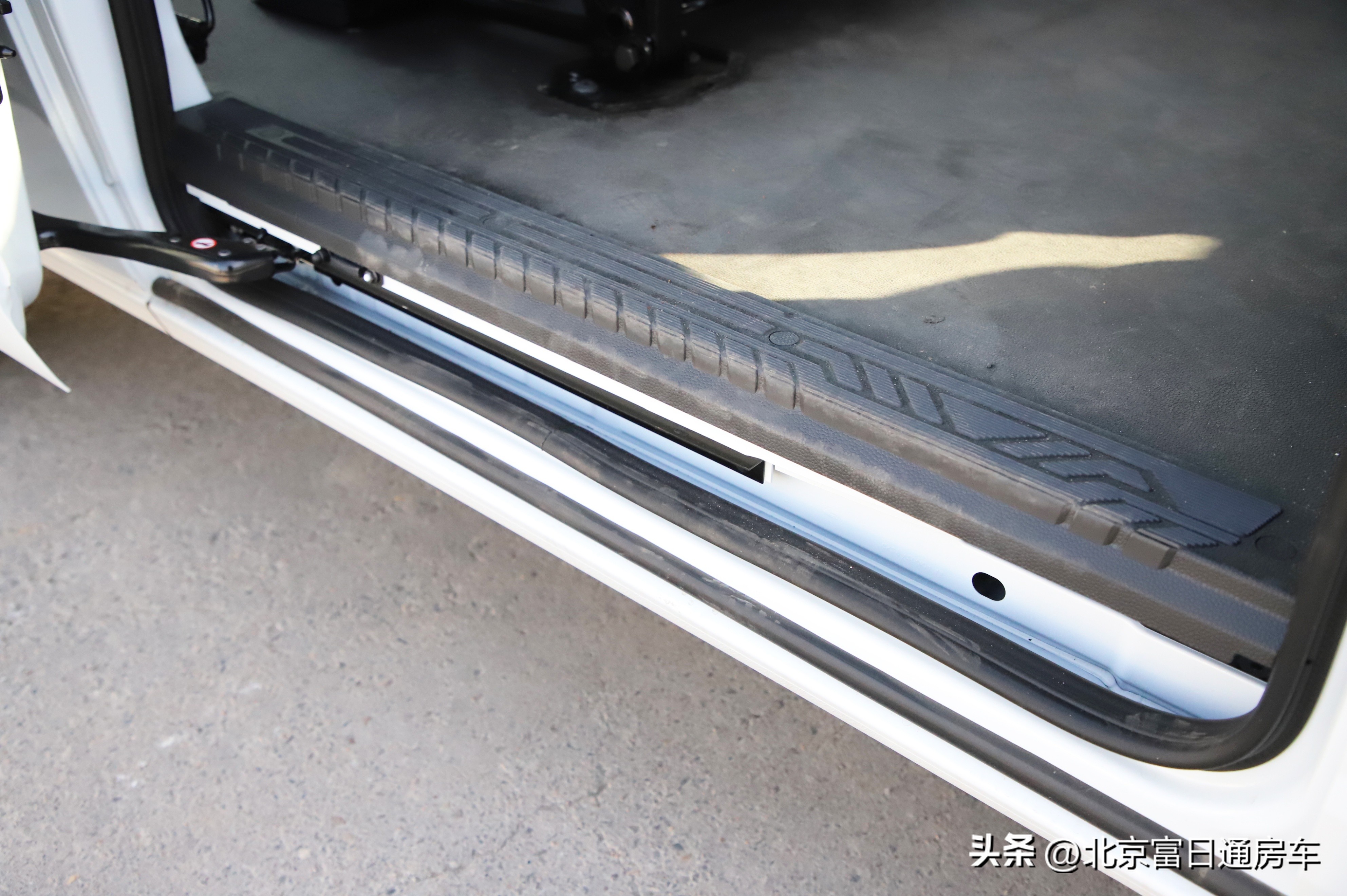 石家庄福特全顺2023款短轴低顶5座,福特全顺2023款车主真实体验