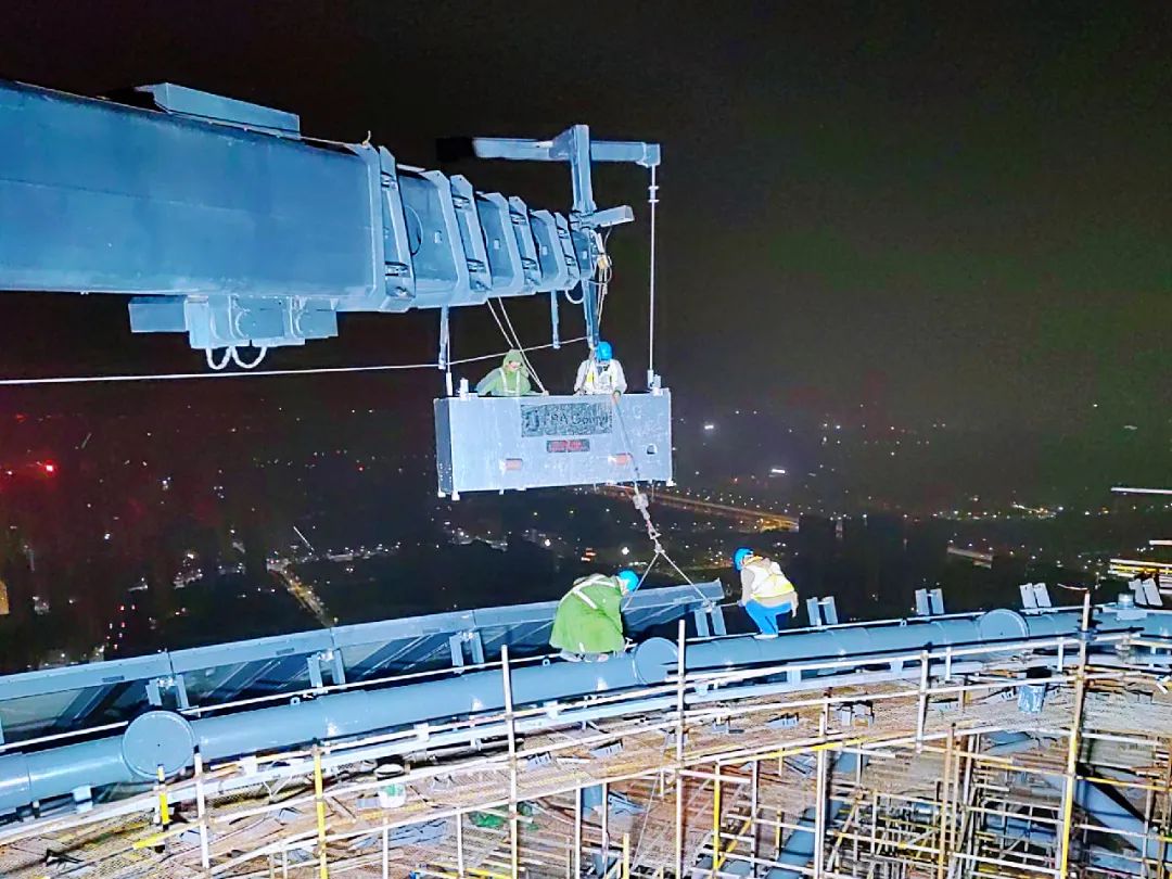 问鼎杭城之巅，见证时代雄心——亚厦幕墙杭州之门项目