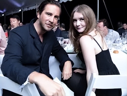 当年轰动全美国的假名媛事件,假名媛事件是啥