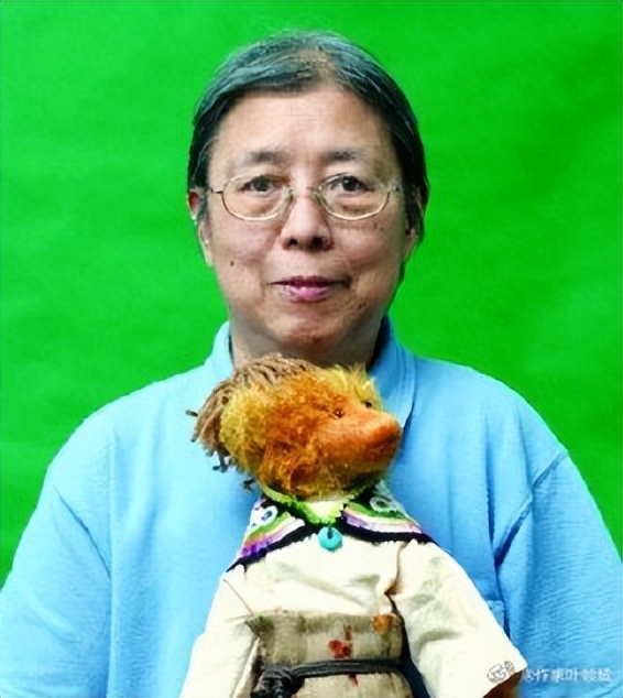 亦舒和琼瑶齐名的小女孩,亦舒和金庸