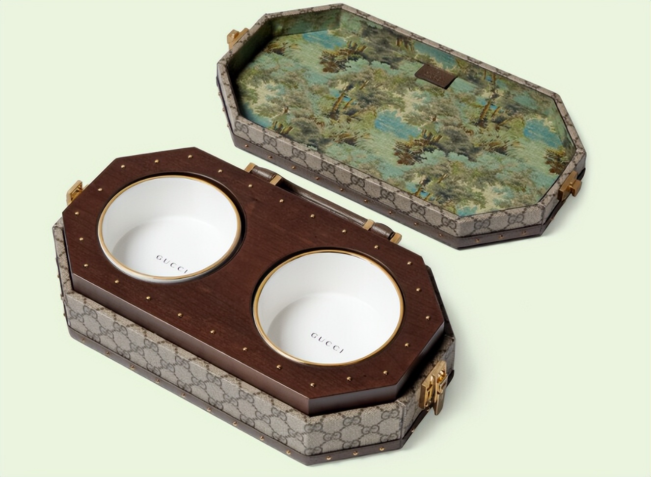 Gucci宠物单品曝光,捡屎包亮了