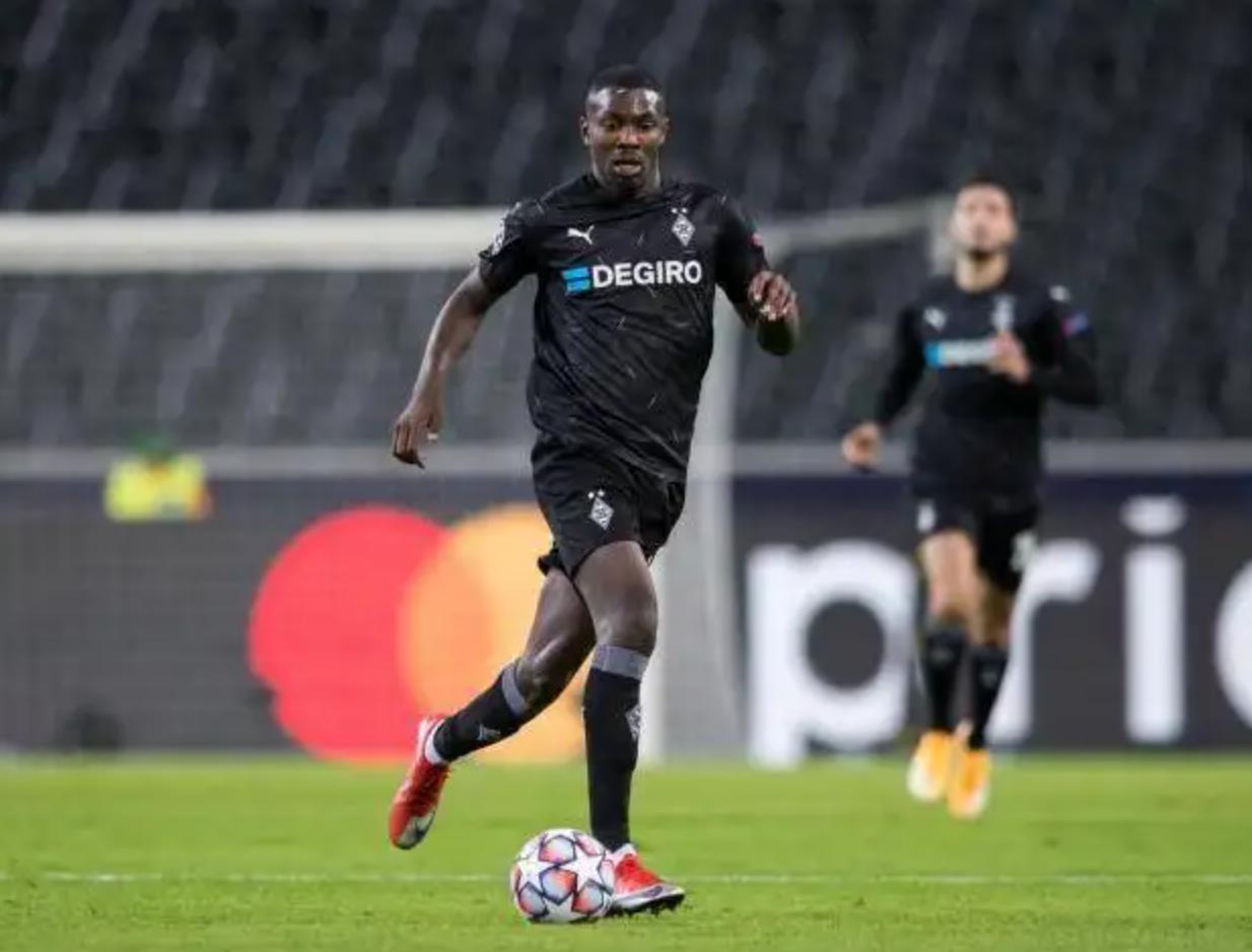 足坛十大豪门球员排名,十大右后卫图拉姆