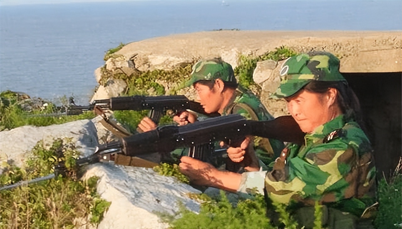 夫妻驻守孤岛32年,夫妇坚守孤岛32年