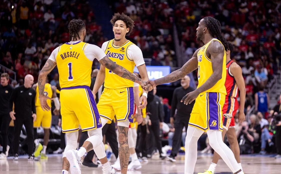 大黑马遭遇重创,湖人西部杀出大黑马