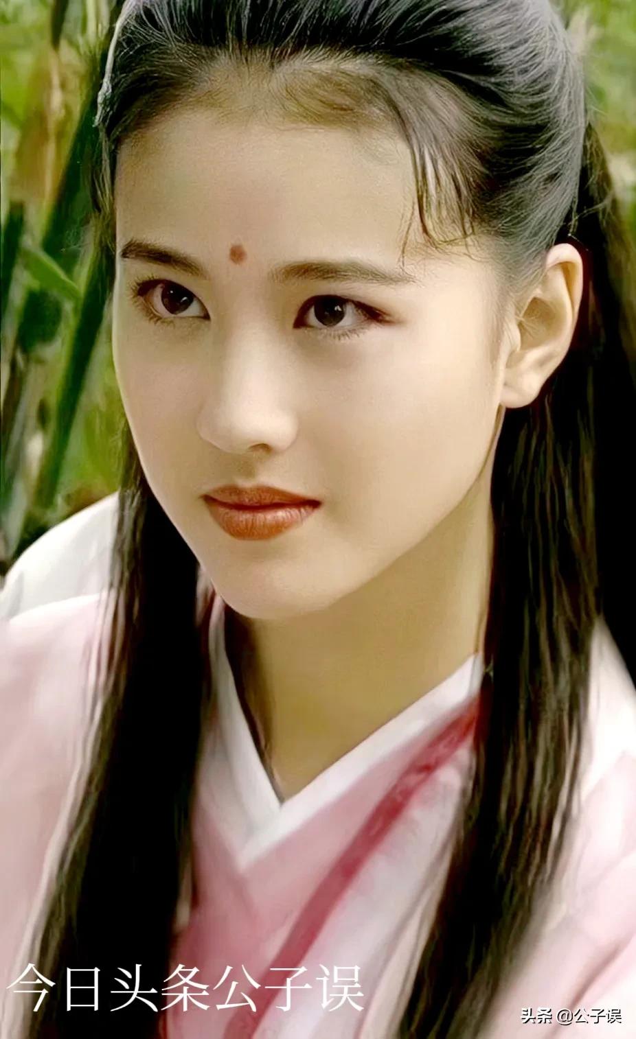 周海媚早年跟吕良伟结过一次婚,周海媚吕良伟道别视频