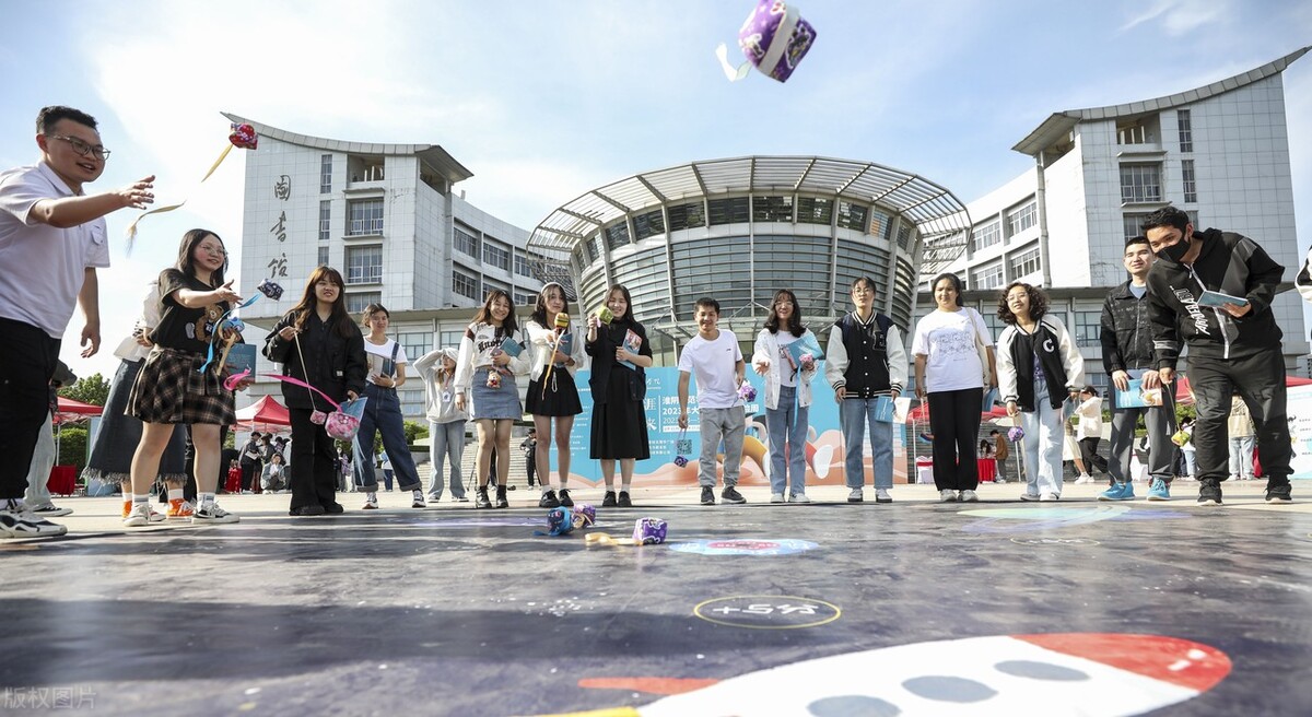 怎样成为一个能赚钱的博主,做一个教人赚钱的博主