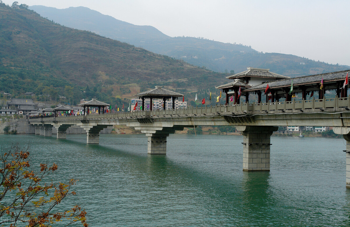 长江游轮豪华游价格,长江豪华游轮价格查询表