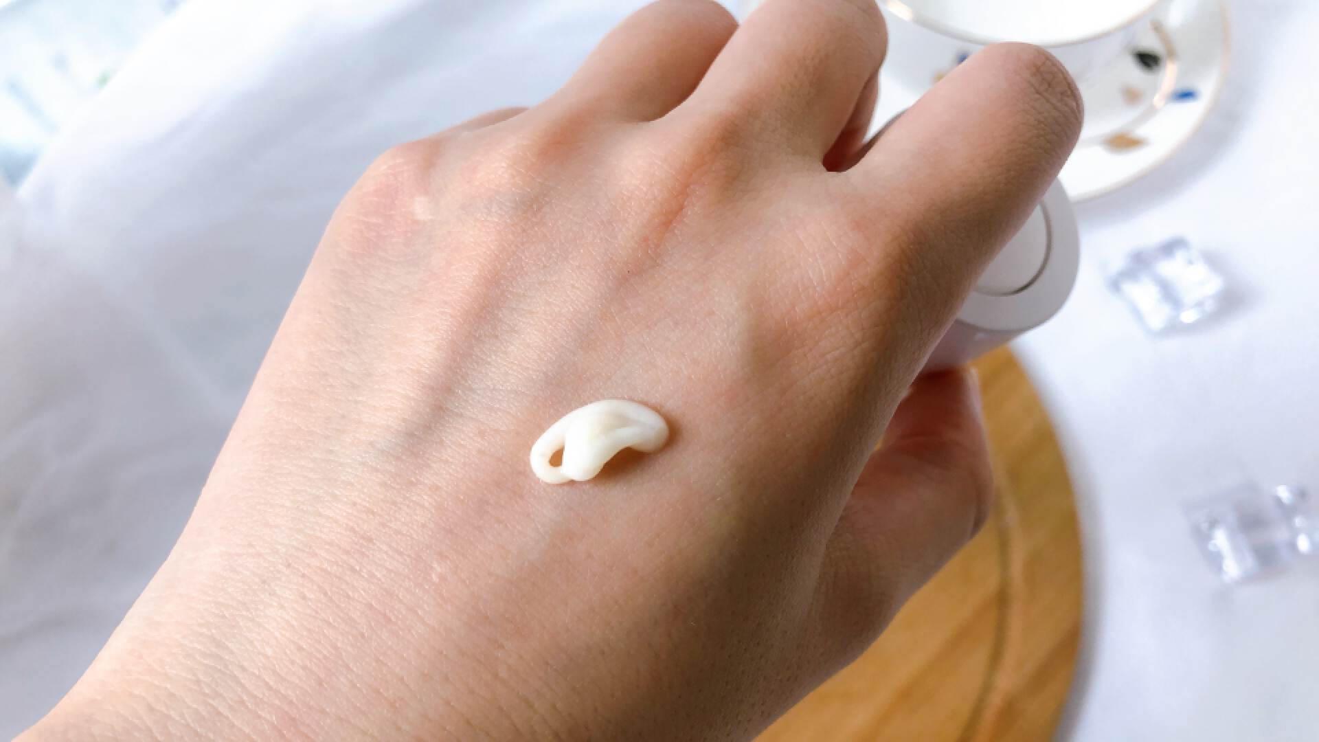 娓╁拰婊嬪吇鏀瑰杽鐪煎懆,鐪煎懆360濉厖