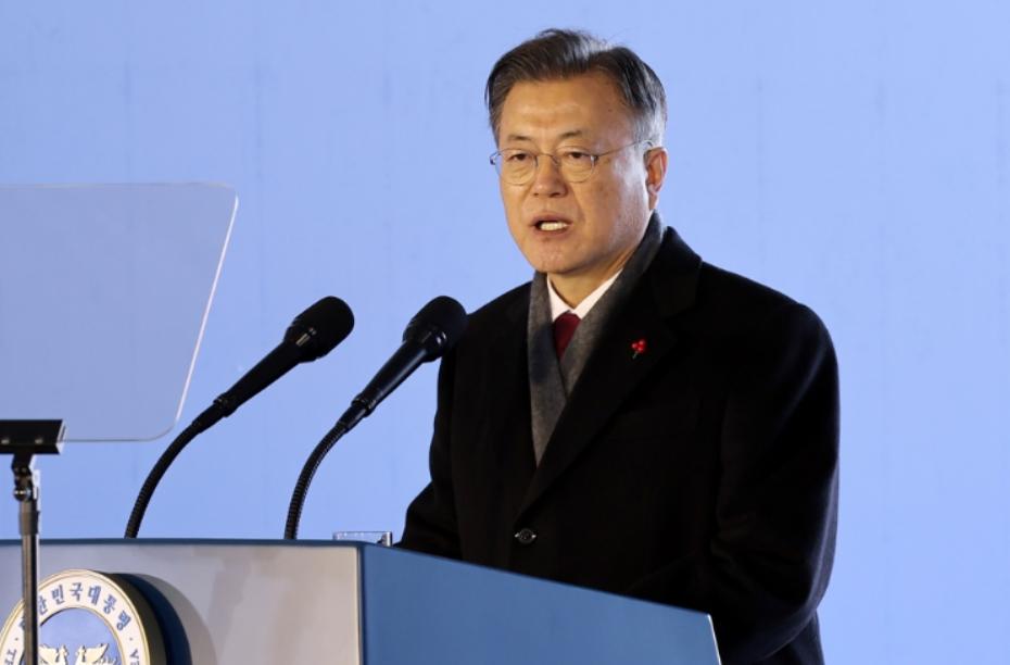 韩国50万人大*工罢**，要求“尹锡悦下台”，文在寅重出江湖开始反击