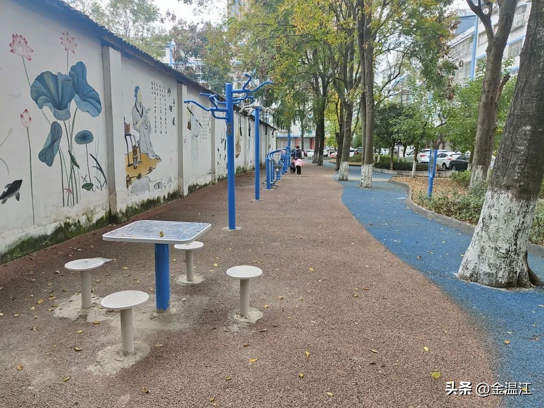 周末开卡丁车,附近室内运动场的推荐